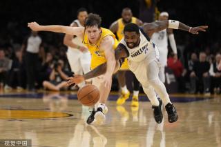 沉默低头 沉默低头